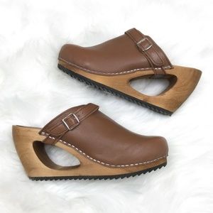 Sanita Wood Clogs/Leather